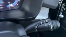 Volvo XC40 2.0 B3P Core 5dr Auto Petrol Estate